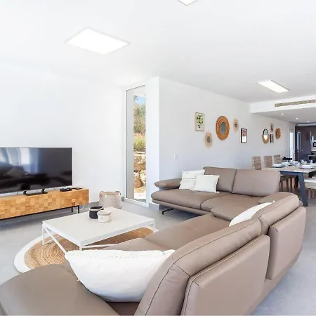 Villa Buenavista Hills - Sea View - Infinity Pool - Parking - Grill